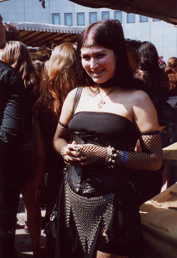 Fr vor der Moritzbastei Susanne2